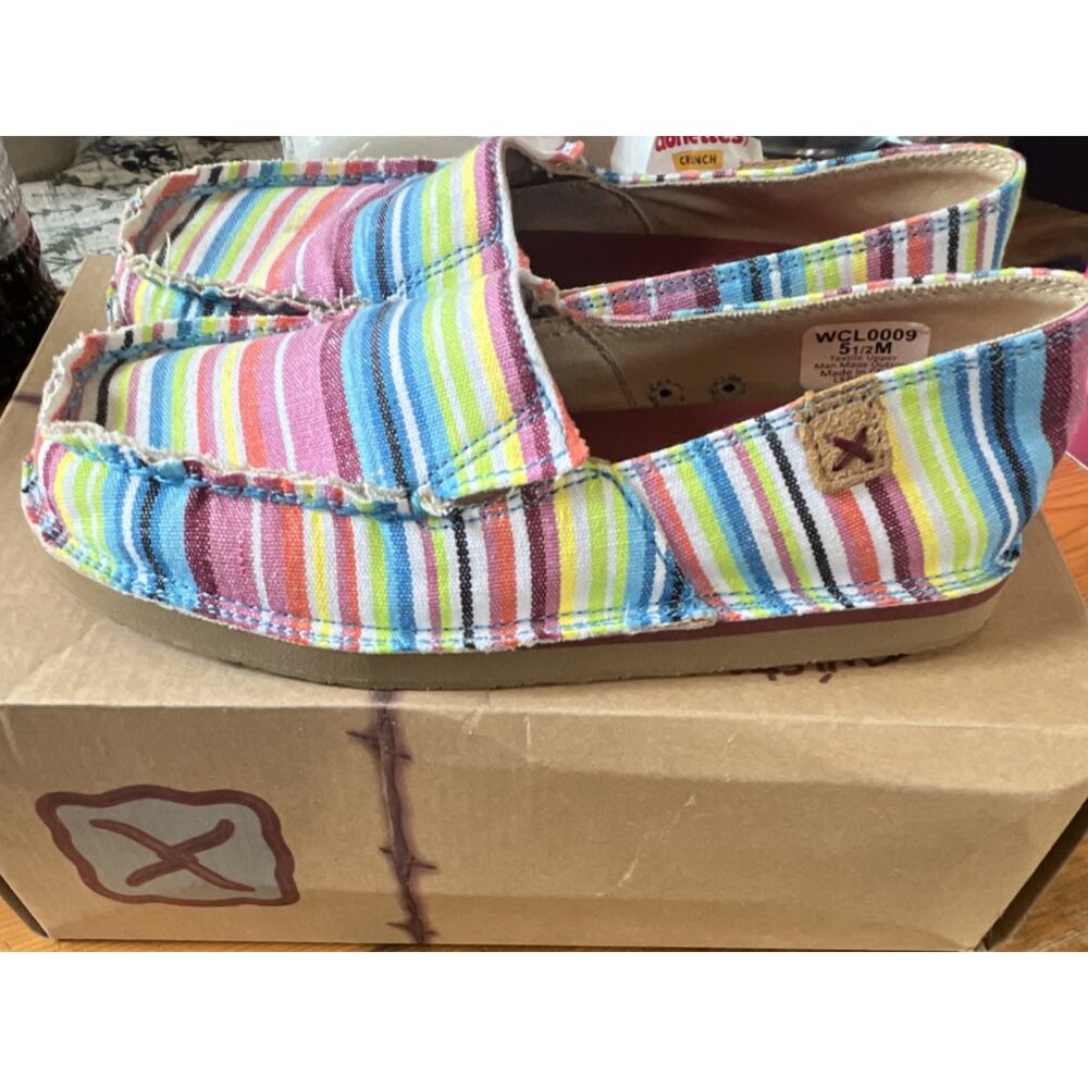 Twisted X Women's Loafer Flats Multicolor Striped Textile Slip On US 5.5